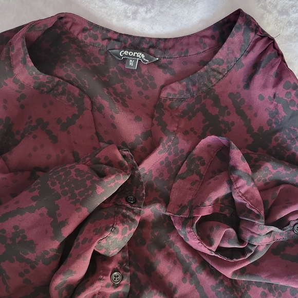 George Sheer high-low Quarter Button Top sz XL - Picture 4 of 5